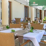 Szalajka Liget Es Apartmanhazak מלון 4*