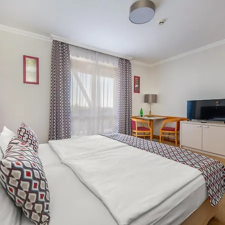 Szalajka Liget Es Apartmanhazak 4*